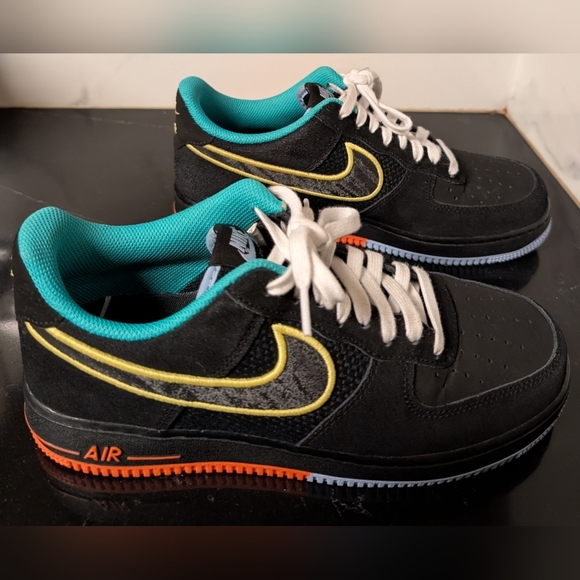 Nike Air Force 1 Low Peace and Unity - Men's Size 8 Like New MSRP $250 - Picture 7 of 16